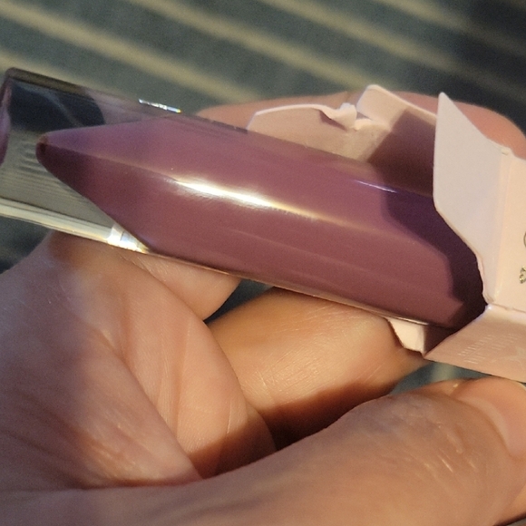 Improper Lipstick - Picture 2 of 5